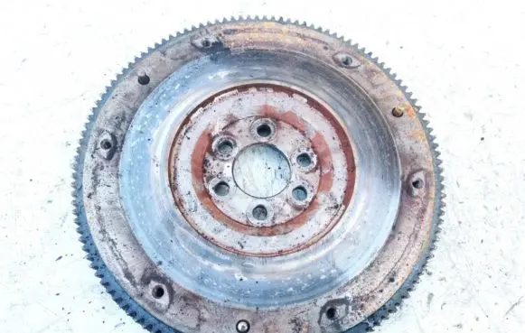 Volkswagen Golf V Flywheel 030105271d