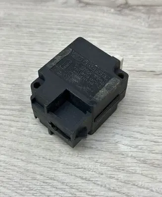 Ford Scorpio Fuel cut-off switch E1AE9341A2B