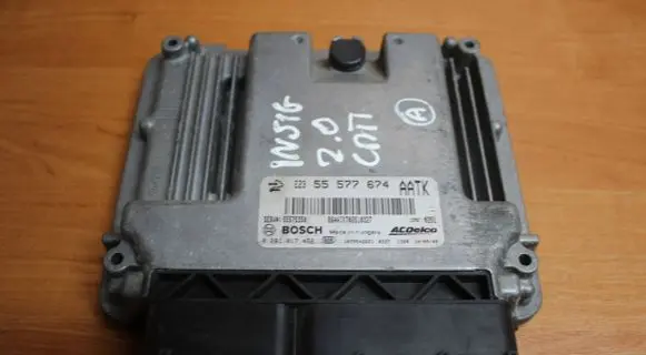 Opel Insignia A Engine control unit/module 55577674 55575350 0281017452