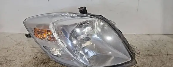 Toyota Yaris Headlight/headlamp 89900737 811500D120