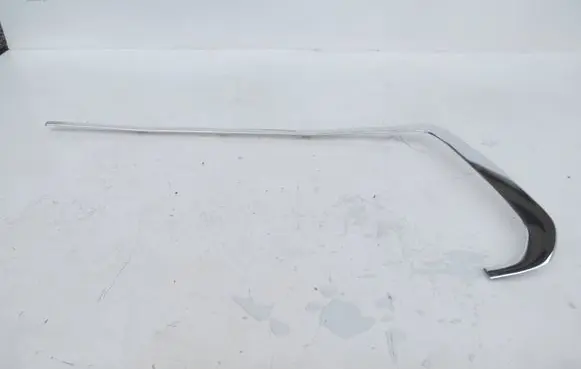 Volvo V70 Front door trim bar 