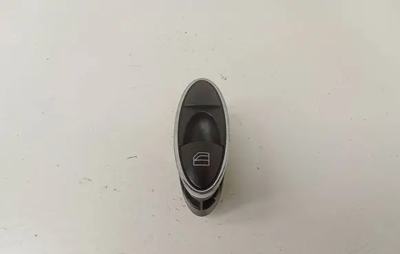 Mercedes-Benz CLS C219 Electric window control switch A2118219758 SWF502055