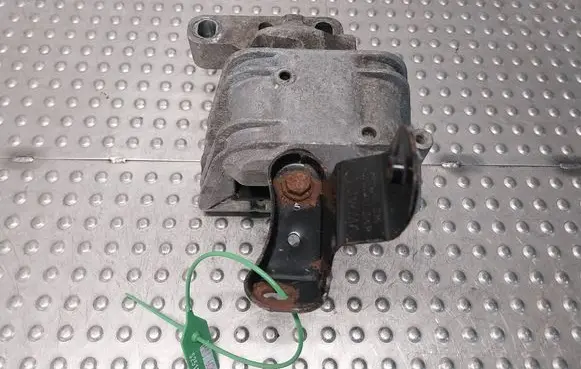 Volkswagen PASSAT B6 Engine mount vacuum valve 1K0199262M