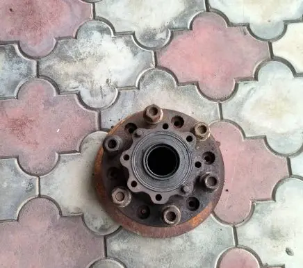 Mitsubishi Canter Rear wheel hub