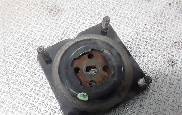 Mazda MPV Coil spring mount 
