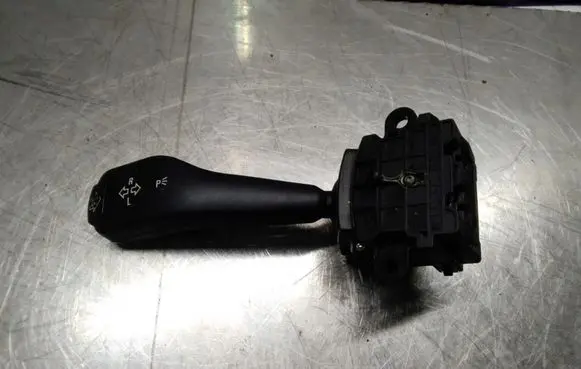 BMW 3 E46 Indicator stalk 8363668M 0110401025