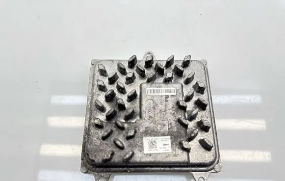 Opel Mokka B LED ballast control module S07000010