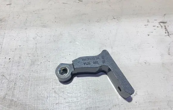 Volvo XC90 Rear door lower hinge 31424590