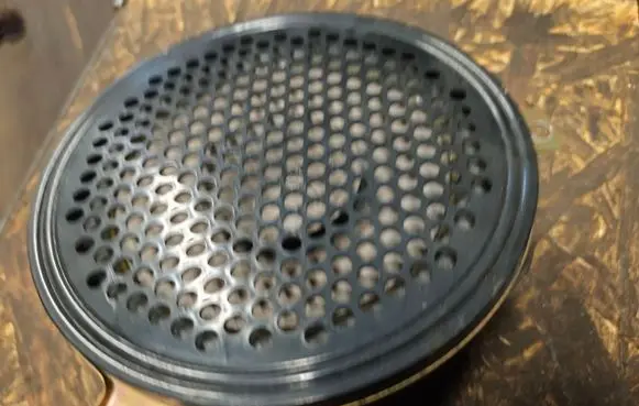 Jeep Cherokee III KJ Front door speaker