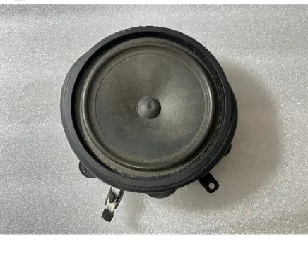 Audi A3 S3 8P Front door speaker 8P0035411C