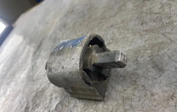 Gearbox mount
