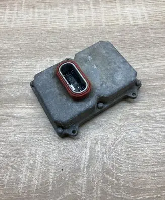 Mercedes-Benz E W211 Headlight ballast module Xenon A0028202426