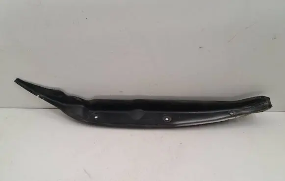 Mercedes-Benz ML W164 Fender end trim 1648890325