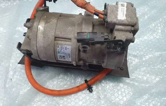 Tesla Model S Air conditioning (A/C) compressor (pump) 102839800B 0003161 102839800