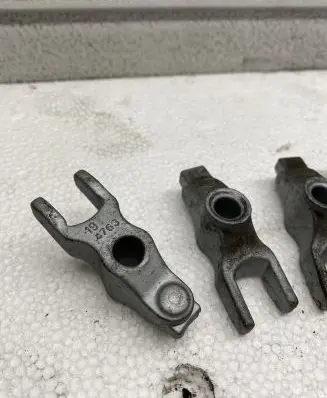 Opel Insignia A Fuel Injector clamp holder 214763
