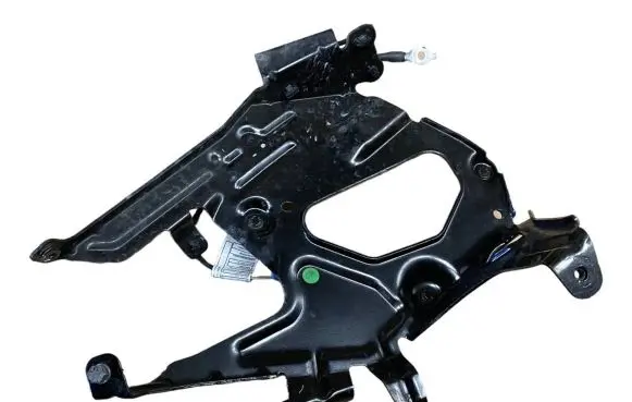 BMW 2 Active Tourer U06 Webasto auxiliary heater mount bracket 9871207