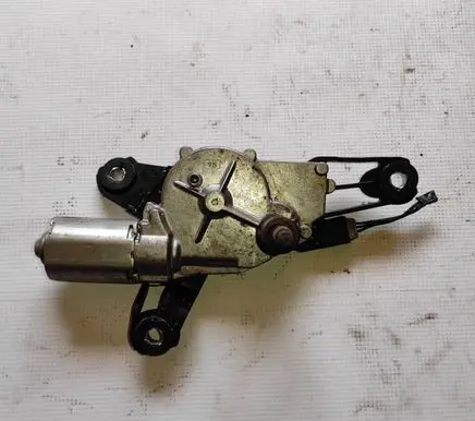 Mitsubishi Colt Rear window wiper motor MN105052 0390201802