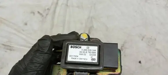BMW 5 E39 ESP acceleration yaw rate sensor 0265005248 34526753694