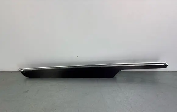 Porsche Macan (95B) Rear door card trim 11122015 36165607 95B857061G