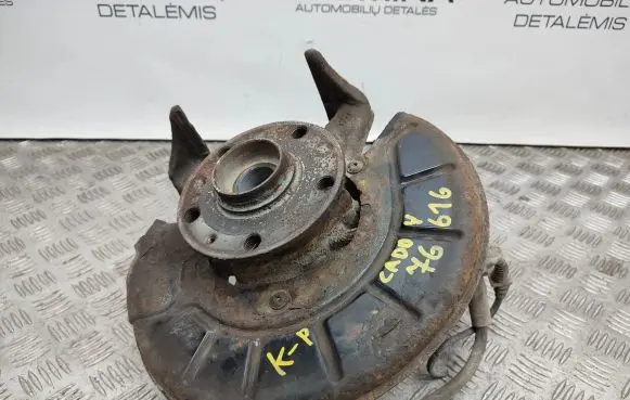 Volkswagen Caddy Front wheel hub