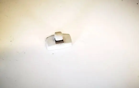 Sun visor clip/hook/bracket