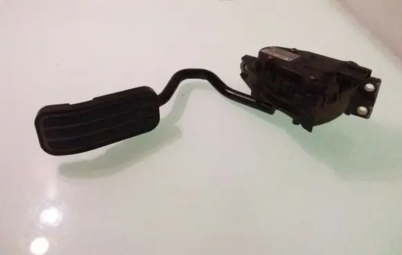 Ford Galaxy Accelerator throttle pedal 7M3721603B