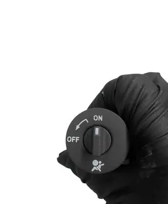 Passenger airbag on/off switch