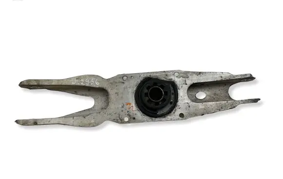 Mercedes-Benz CLA C117 X117 W117 Rear control arm A2463520202