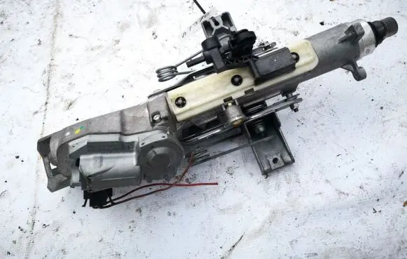 Mercedes-Benz C W203 Steering wheel axle a2034601416