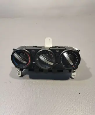 Nissan Qashqai Climate control unit
