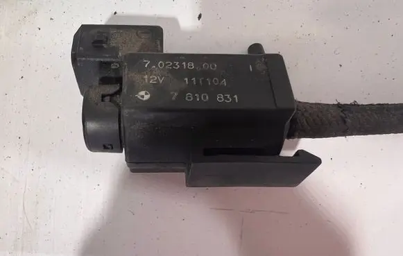 BMW 5 F10 F11 Brake central valve 702318