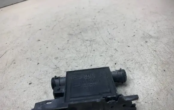 Audi A4 S4 B5 8D Door control unit/module 4A0959981A D104A
