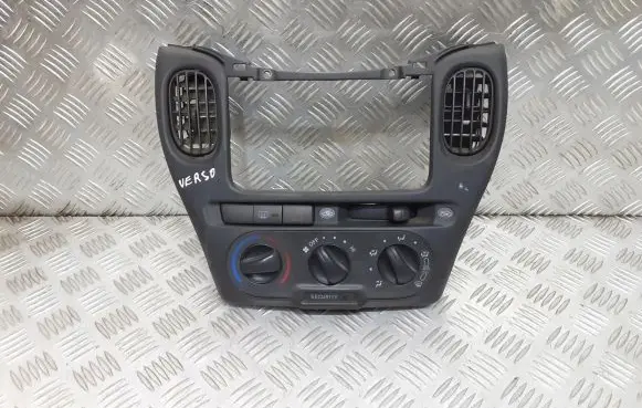 Toyota Yaris Verso Interior fan control switch 759179-7013