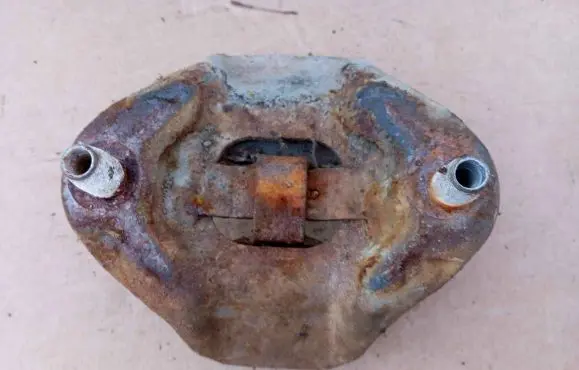 Jaguar XJ X40 Engine mount bracket