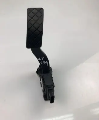 Volkswagen Golf VII Accelerator throttle pedal 5Q1723503H