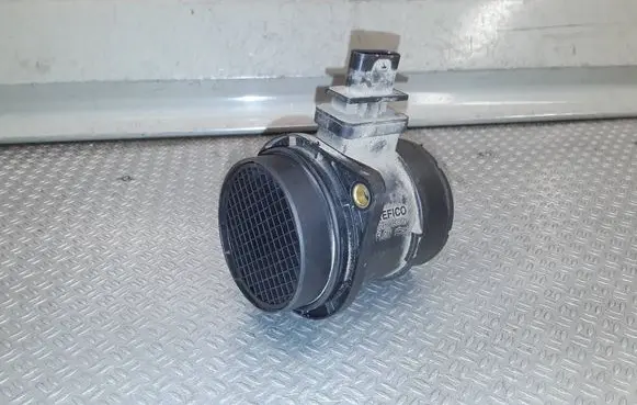 Hyundai i30 Mass air flow meter 9220930004 281642A401