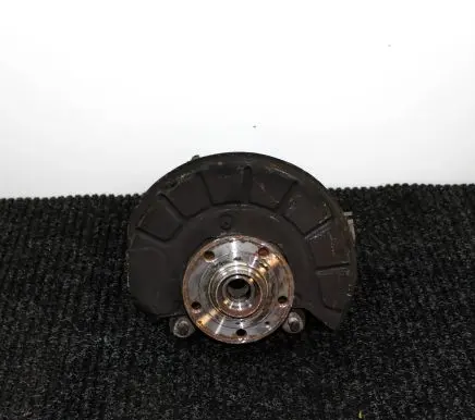 Volkswagen Touran I Front wheel hub