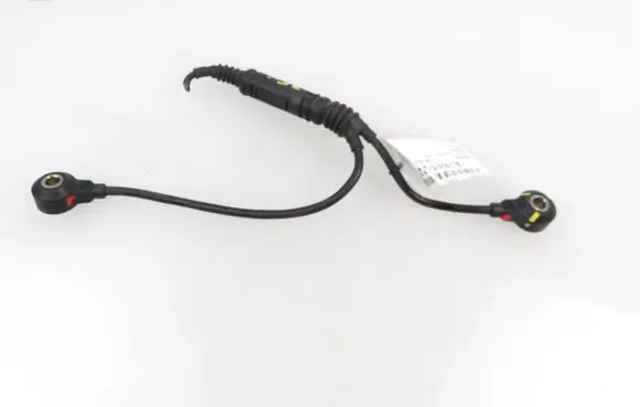 BMW 5 E39 Detonation knock sensor 5WK96031 1703276