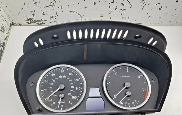 BMW 5 E60 E61 Speedometer (instrument cluster) 62119135254 nr4060