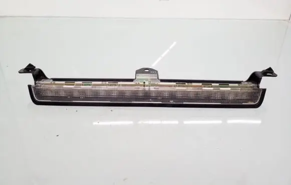 Volvo V70 Third/center stoplight 8658948 152690