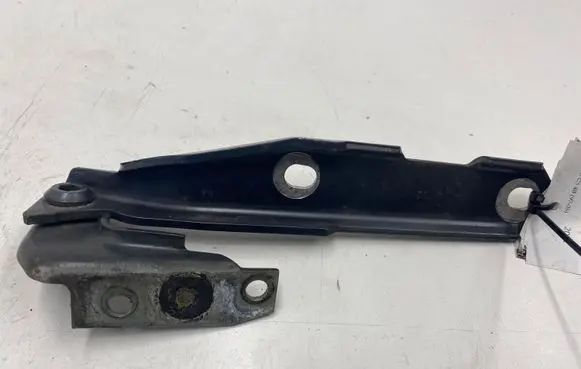 Audi A6 S6 C5 4B Engine bonnet/hood hinges 4B0823301D