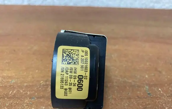 Mercedes-Benz E C207 W207 Rain sensor A207901 576