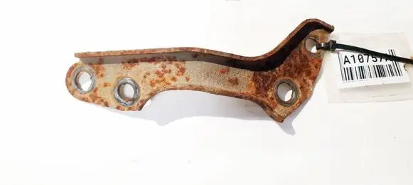 Subaru Legacy Bracket in trunk/boot 