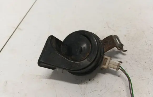 Citroen C4 I Horn signal 011157