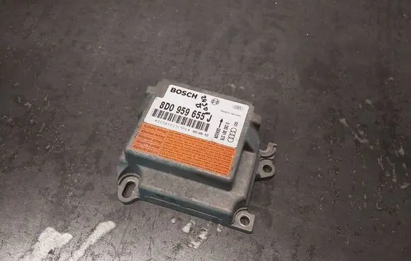 Audi A4 S4 B5 8D Airbag control unit/module 8D0959655J 0285001276