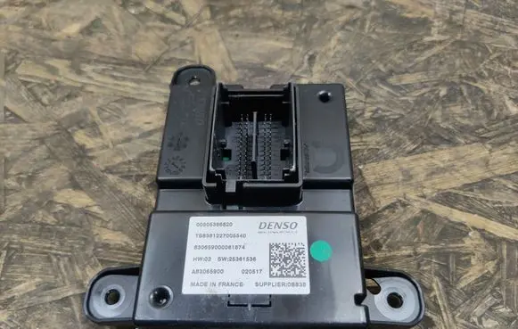 Alfa Romeo Giulia Fuel injection pump control unit/module 00505366820