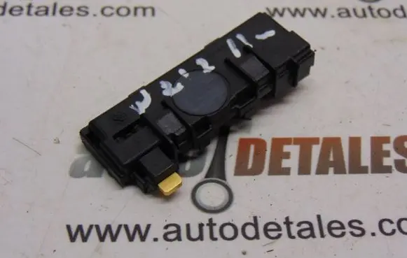 Mercedes-Benz C W204 Rain sensor A2048210851