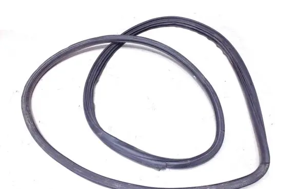 Seat Ibiza III (6L) Front door rubber seal 6L34867365