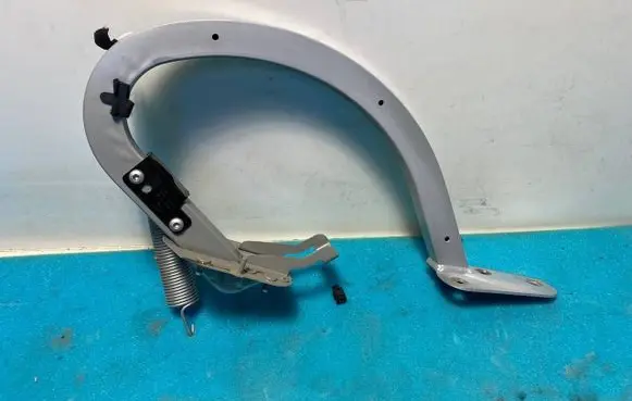 Jaguar XE Tailgate/trunk/boot hinge GX7342701AD GX73-42701-AD