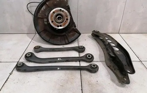 Maybach 57/62 Rear wheel bearing hub A2403500908